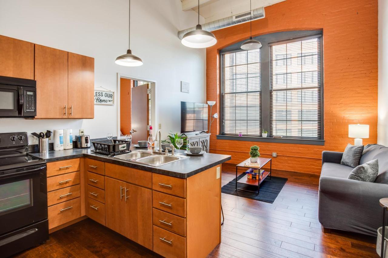 Ferienwohnung Ny Style Centric Loft With King Bed By Park Ave Rochester Exterior foto