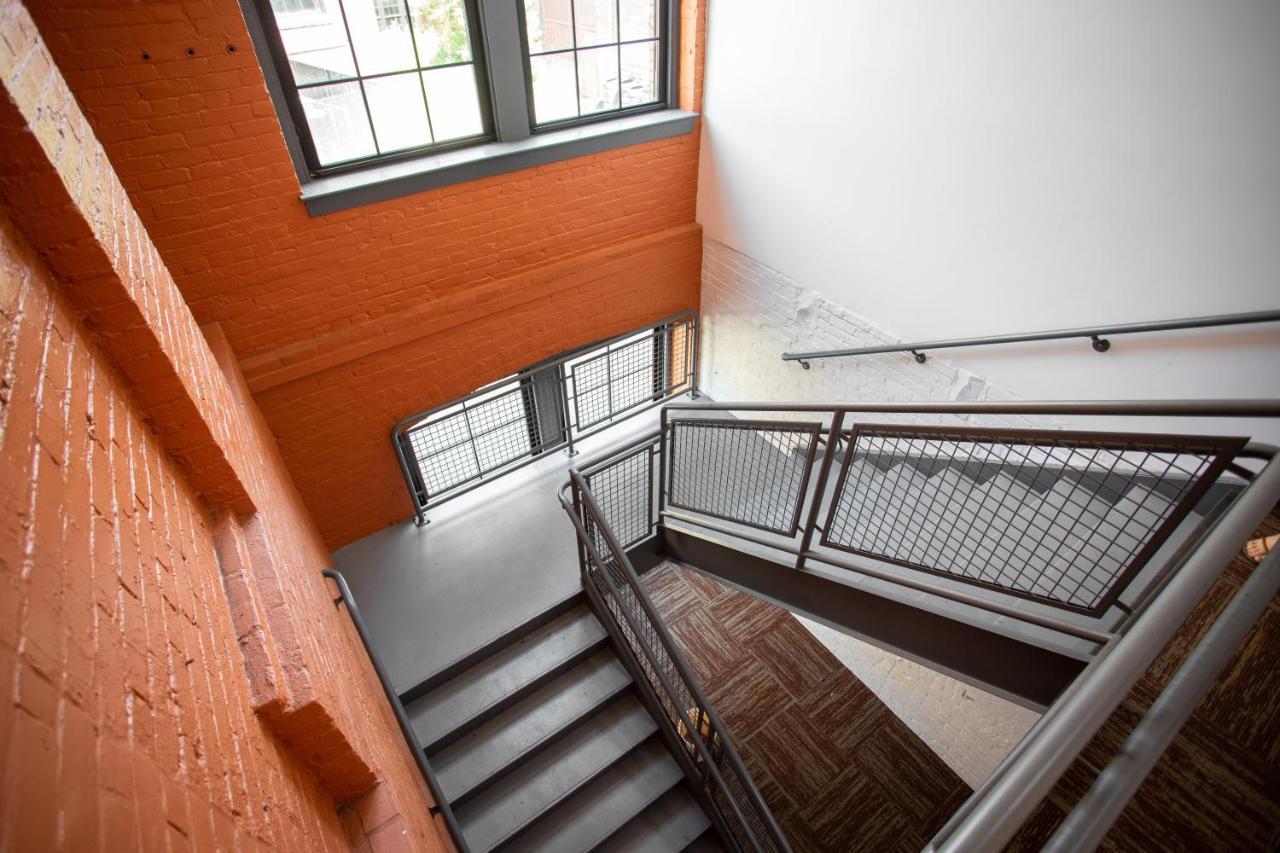 Ferienwohnung Ny Style Centric Loft With King Bed By Park Ave Rochester Exterior foto